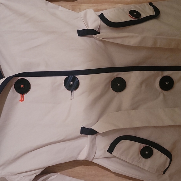 Tommy Hilfiger rain coat size M 8/10 for a child, white with navy blue details - Picture 4 of 4